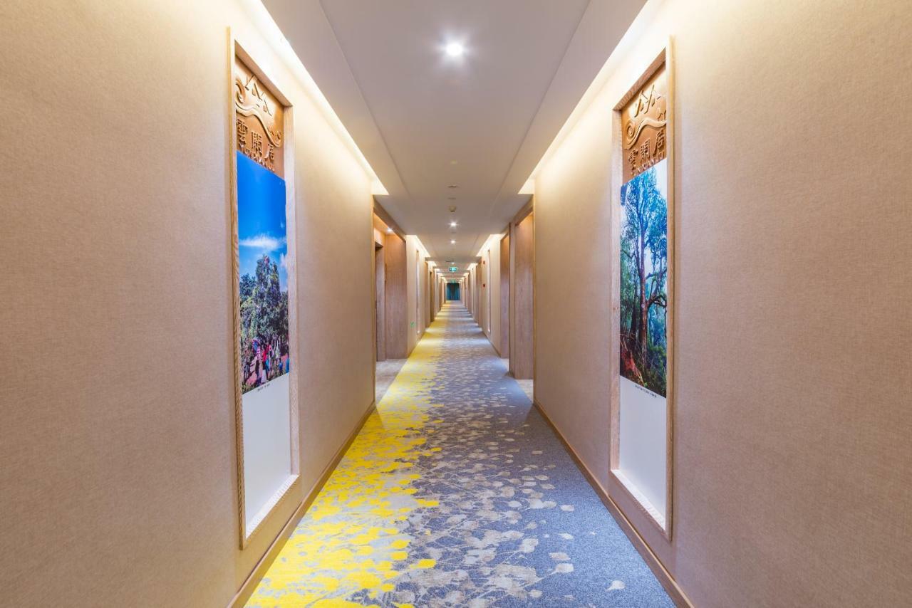 Yunxianju Tea Culture Theme Hotel Куньмін Екстер'єр фото