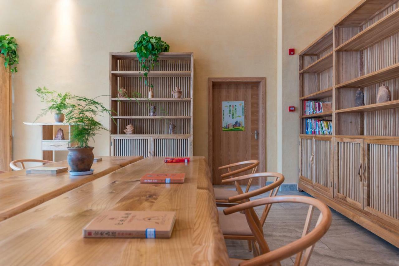Yunxianju Tea Culture Theme Hotel Куньмін Екстер'єр фото