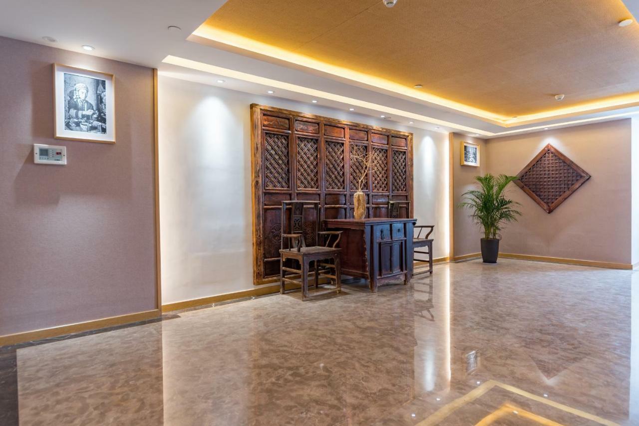 Yunxianju Tea Culture Theme Hotel Куньмін Екстер'єр фото