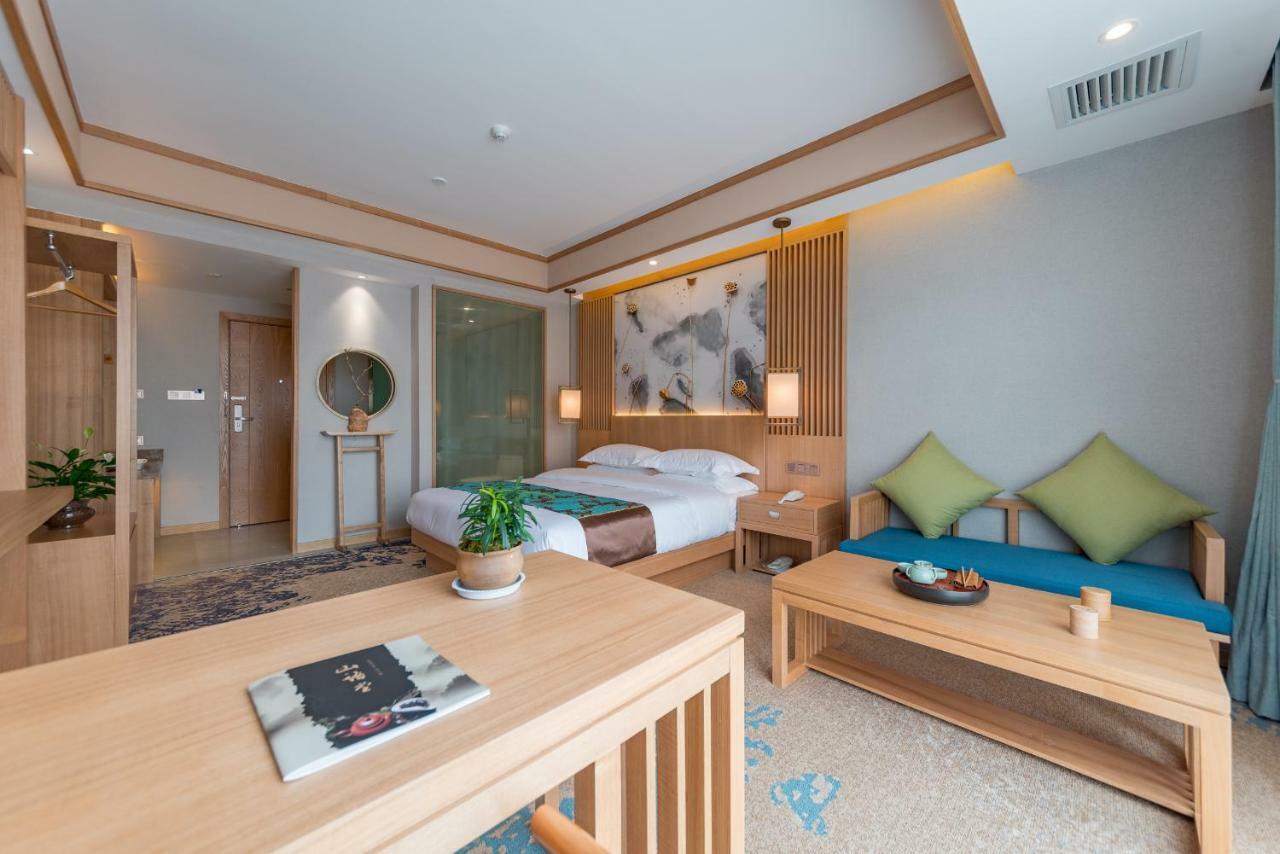 Yunxianju Tea Culture Theme Hotel Куньмін Екстер'єр фото