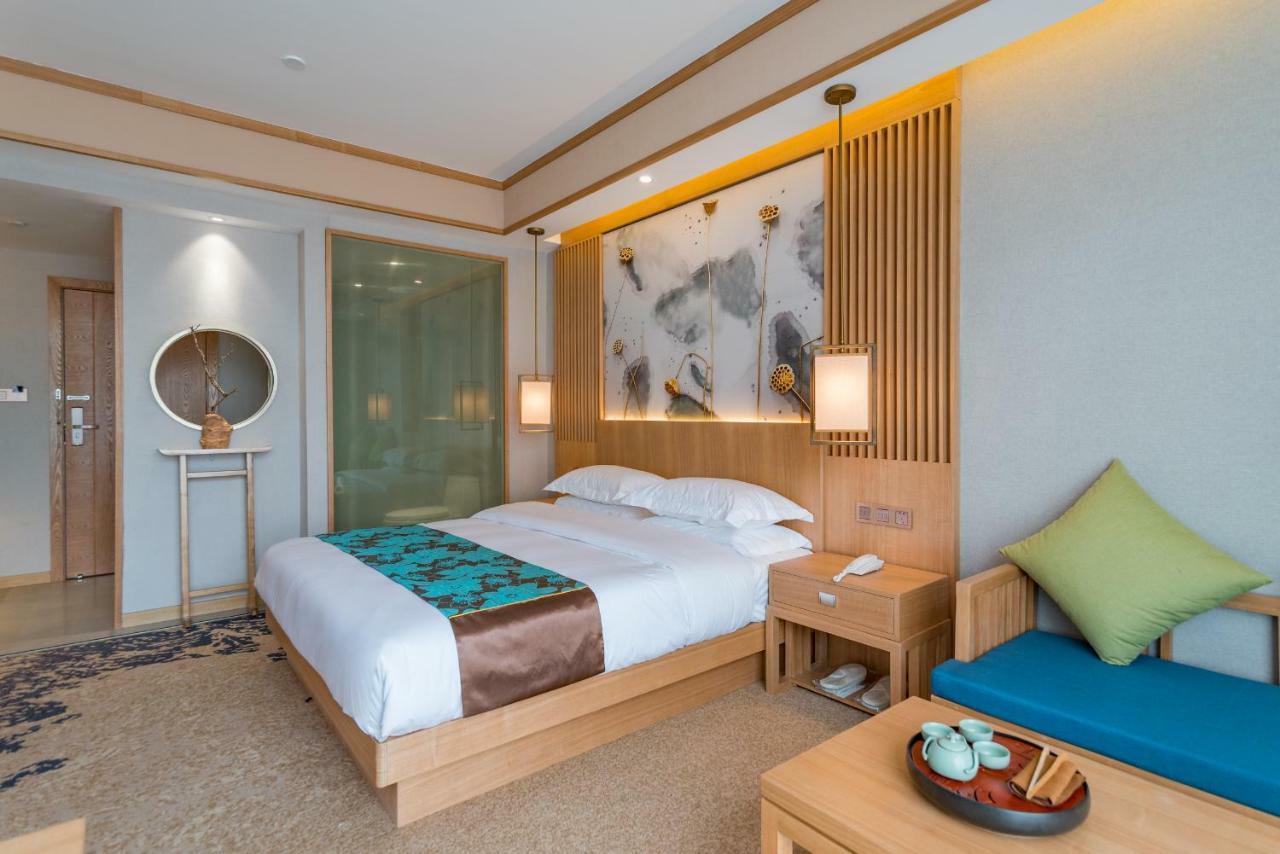 Yunxianju Tea Culture Theme Hotel Куньмін Екстер'єр фото